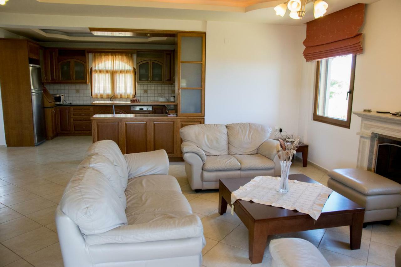 Villa Tinadora Agia Triada Exteriör bild