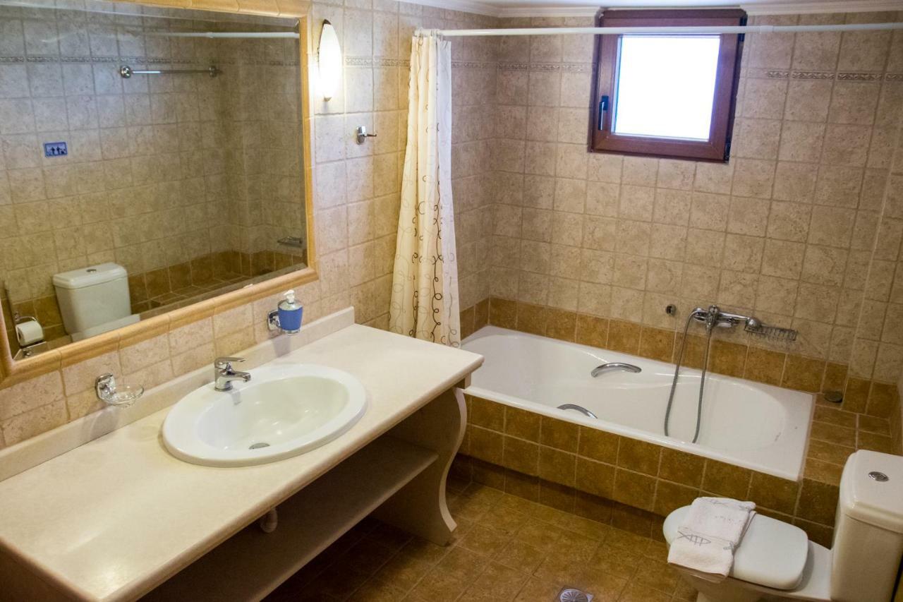 Villa Tinadora Agia Triada Exteriör bild